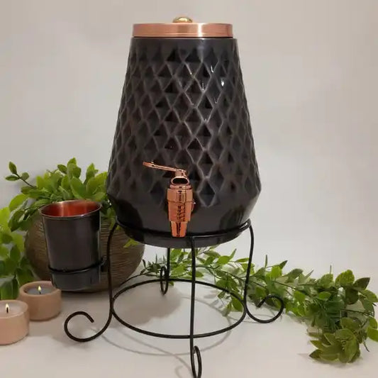 Pure copper water tank with diamond pattern, ± 5 liters, with stand and 1 cup